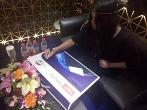 ����أ��ϲ�������������������ŵ�ǩ����