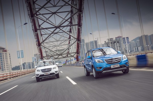 ����һ�� ������CS35����С��SUV�г���˵�λ