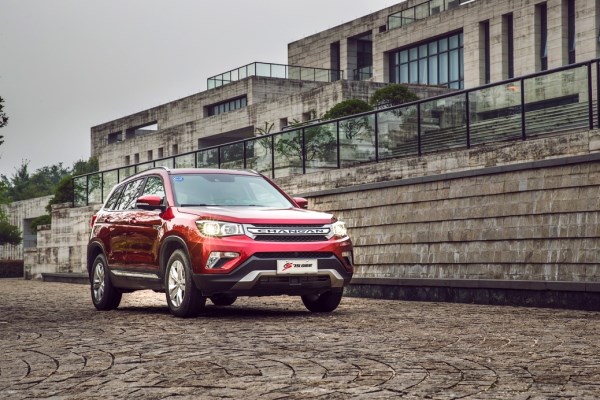 顺时代而生长安CS75尚酷版上市1.5T 6AT角逐市场