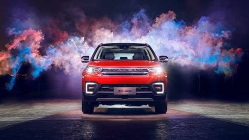 �����ʼ۱ȡ��������£�����CS55��ɫ����