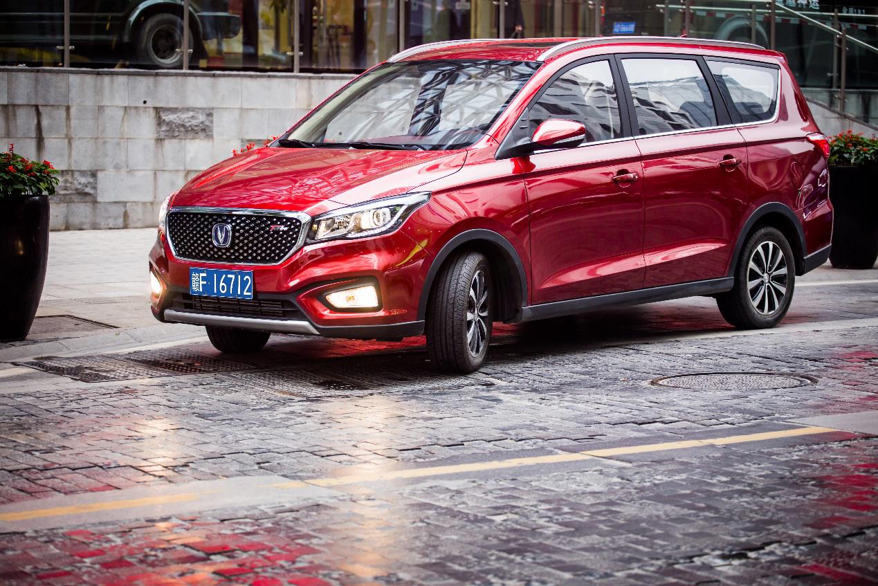 宜家宜商——凌轩助力王先生一家的“小康”生活