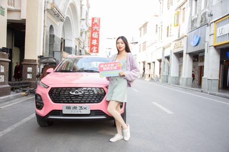 ����ɫ�·������ڽֵ�����ʻ

�жȿ��Ŷ��������Զ�����